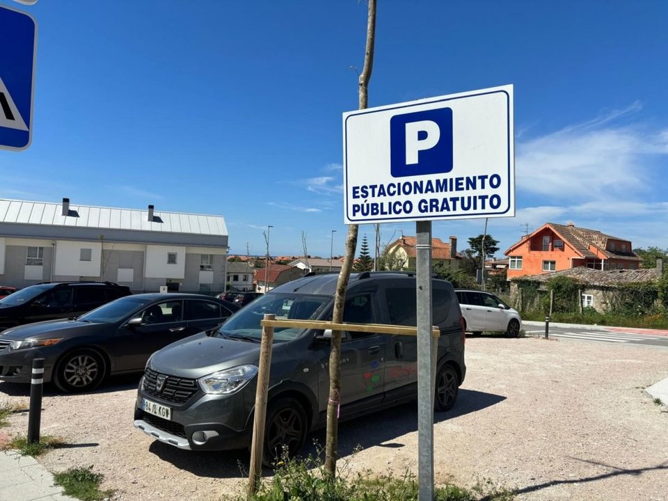 Imagen del leira-parking de Vilameán.