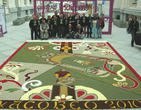 Las alfombras del Corpus de Ponteareas lucieron esta semana en el Ayuntamiento de Madrid y en la Villa de la Orotava