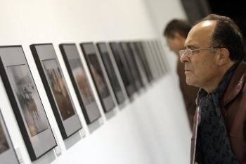 La exposición con imágenes del Archivo Pacheco se inauguró ayer en la Casa das Artes, donde permanecerá hasta el próximo 17 de abril.