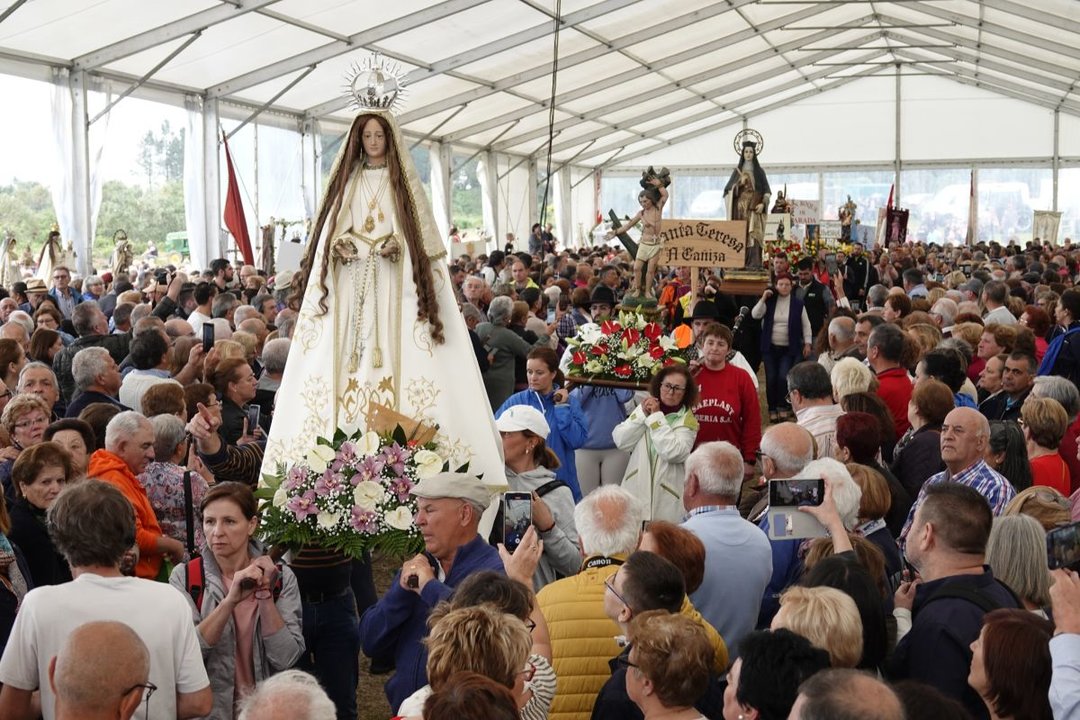 Una imagen de la procesión de A Franqueira en A Cañiza. // Vicente Alonso
