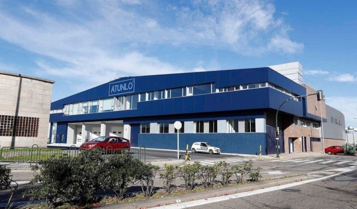 La empresa viguesa Atunlo tiene su sede central en Beiramar.