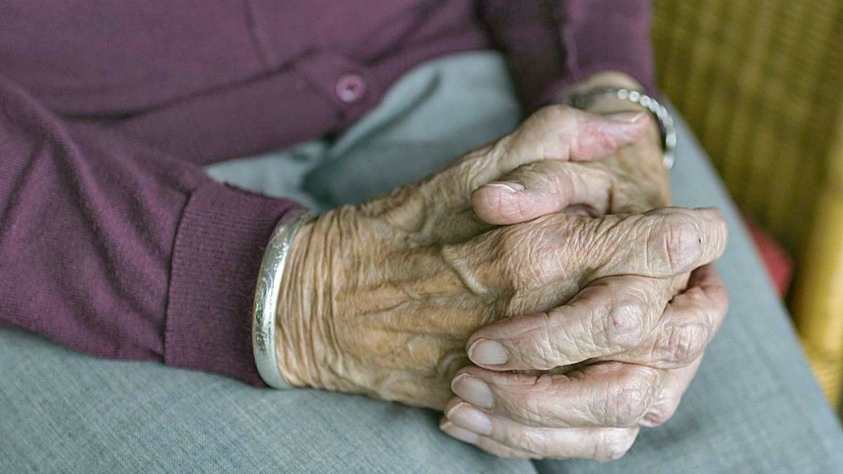 La enfermedad de Parkinson afecta a 1 de cada 100 personas mayores de 60 años.