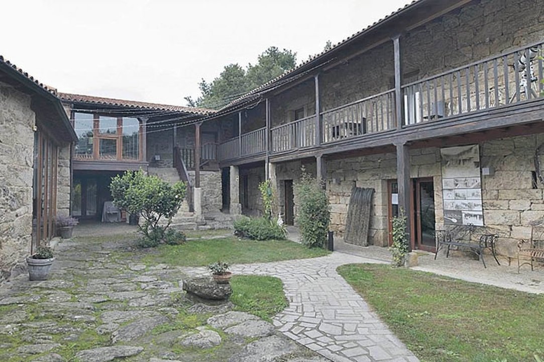 Un dos case cen aloxamentos rurais da provincia de Ourense.