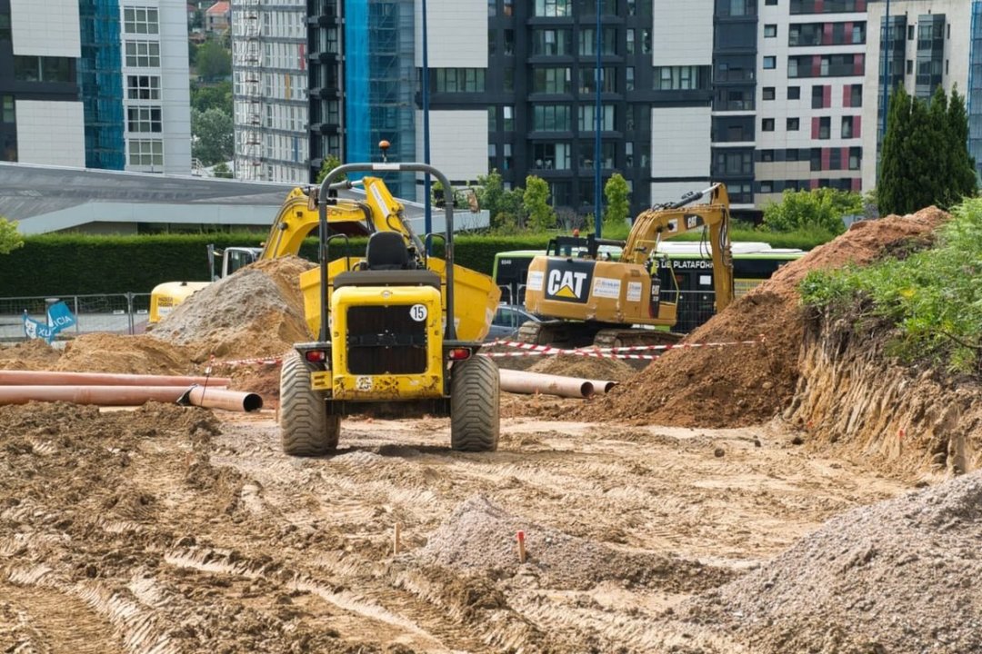 Construcción de viviendas nuevas en la ampliación del polígono de Navia.